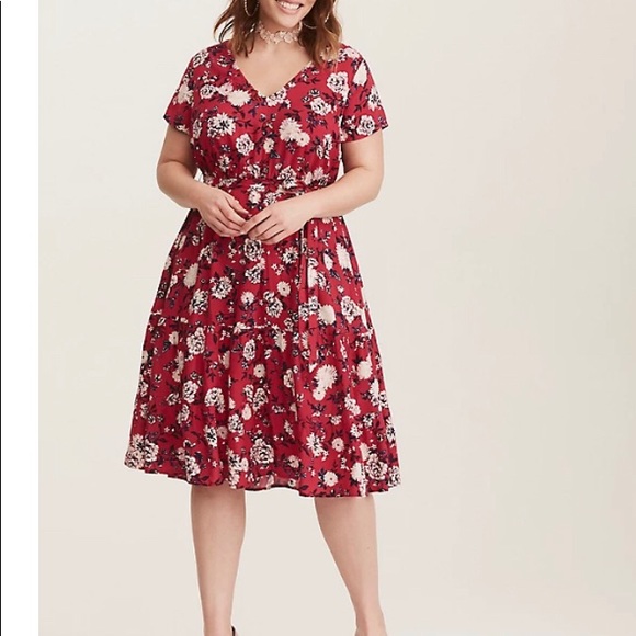 torrid Dresses & Skirts - Torrid FUSHCIA FLORAL CHALLIS TIERED DRESS NWT 2X